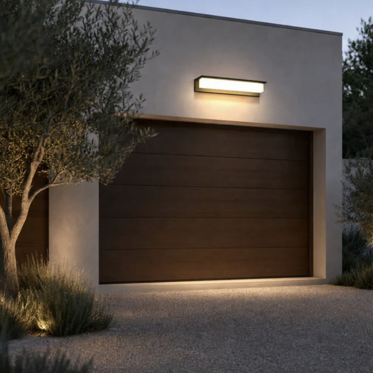 Aaliyah outdoor light by KAVORRI