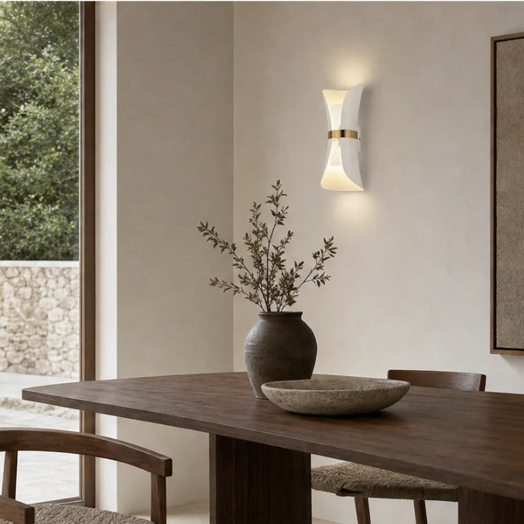 Angelica wall light by KAVORRI