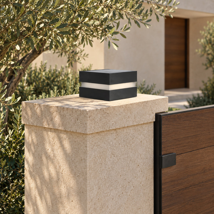 Outdoor Pillar Light – Stainless Steel, Solar – Anisa