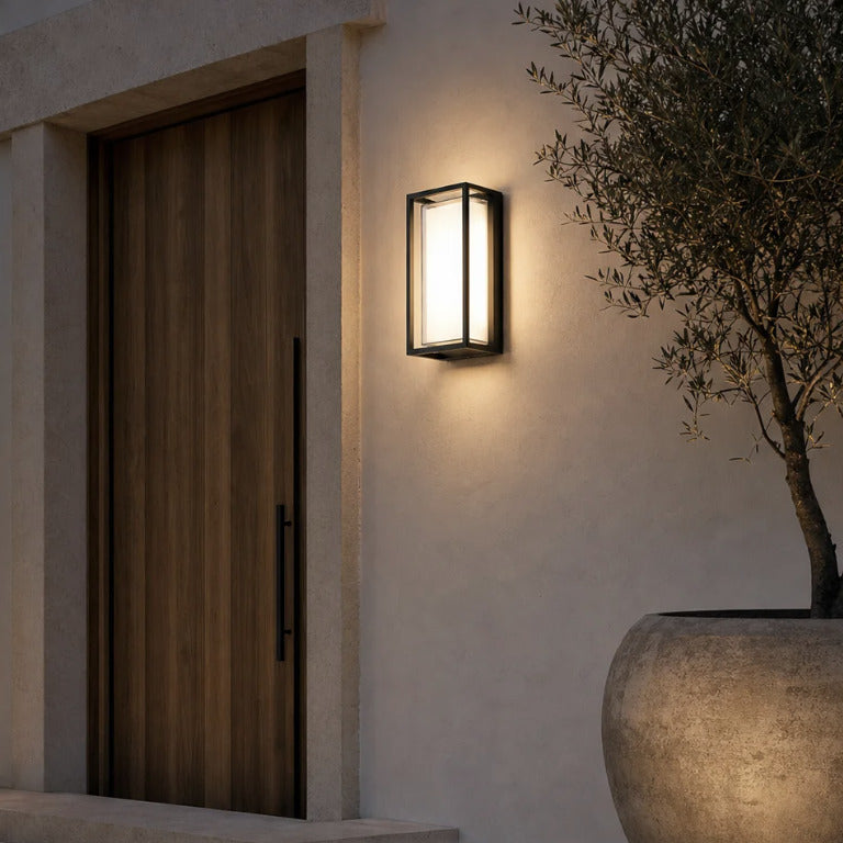 Aurenza outdoor light by KAVORRI