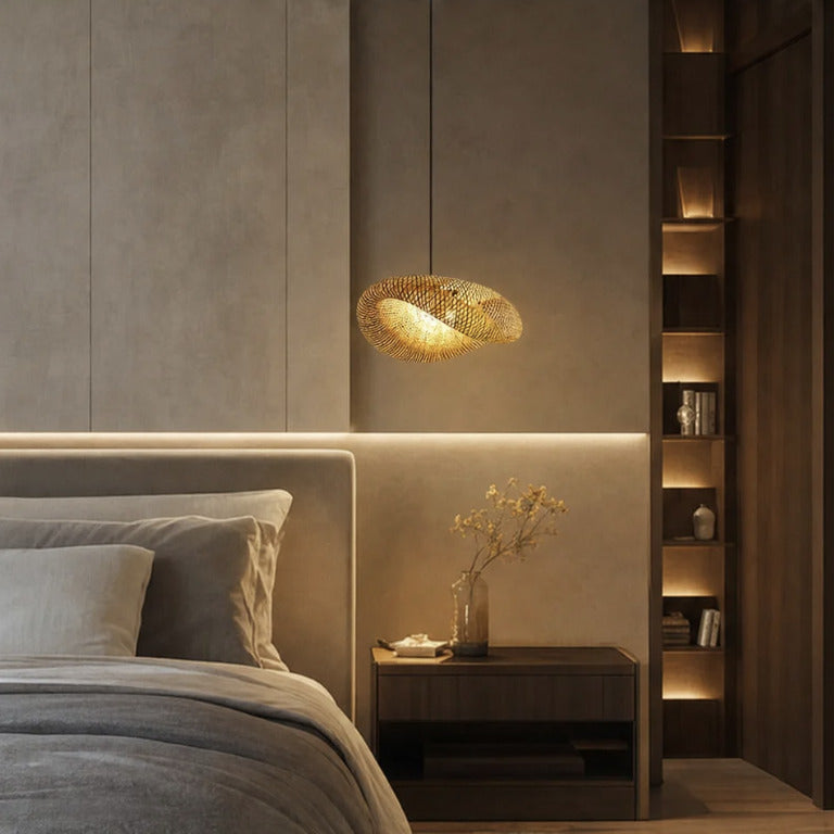 Bask pendant light
