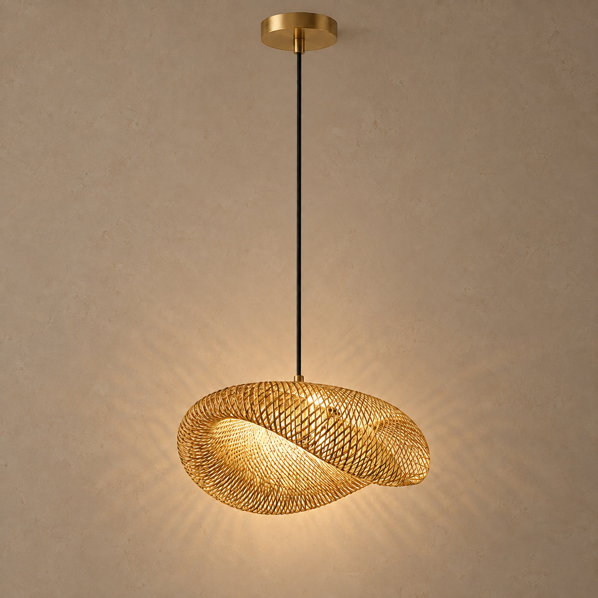 Bask pendant light – light on