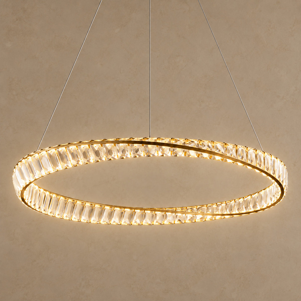 Charis chandelier – light on