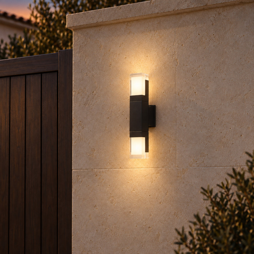 Eloura outdoor light by KAVORRI
