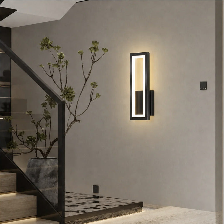 Esse wall light by KAVORRI