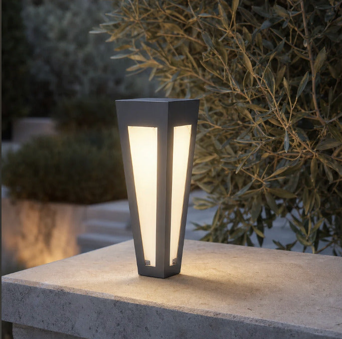 Itessa outdoor light by KAVORRI