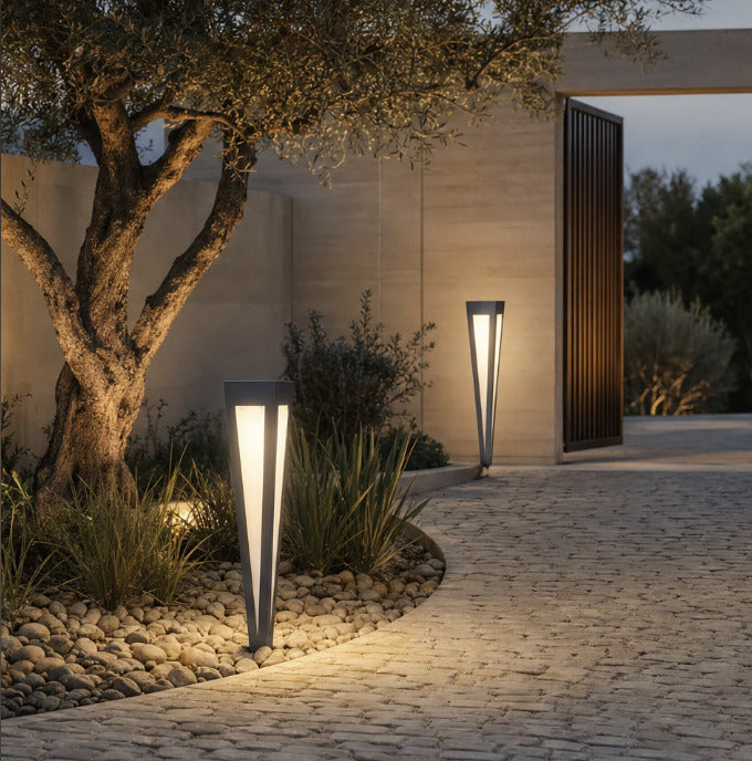 Itessa outdoor light by KAVORRI