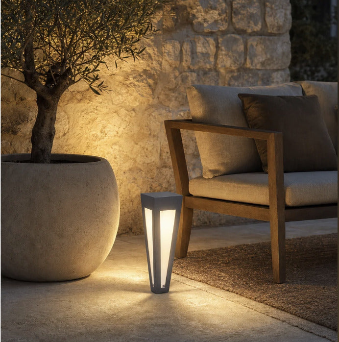 Itessa outdoor light by KAVORRI