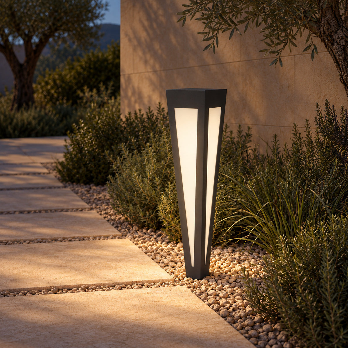 Itessa outdoor light – light on