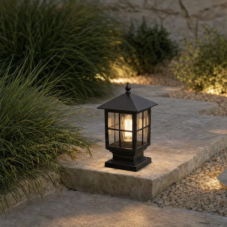 Kyra outdoor light by KAVORRI