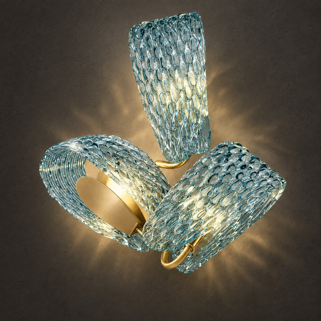 Pavo wall light by KAVORRI