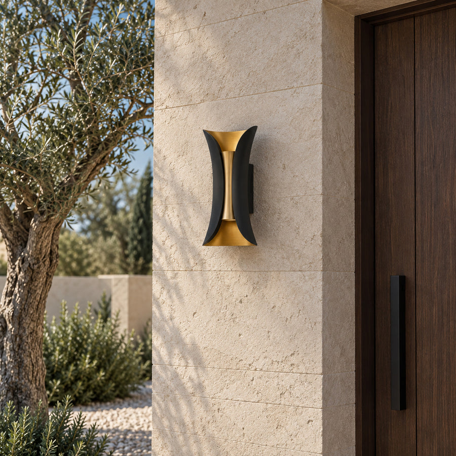 Outdoor Wall Light – Wynbrook